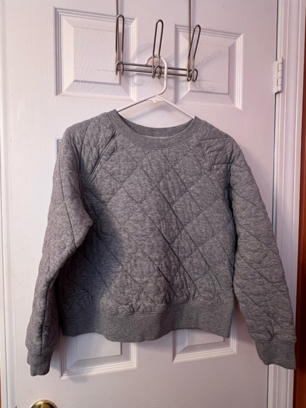 Old Navy Quilted Crewneck Sweater - Gray